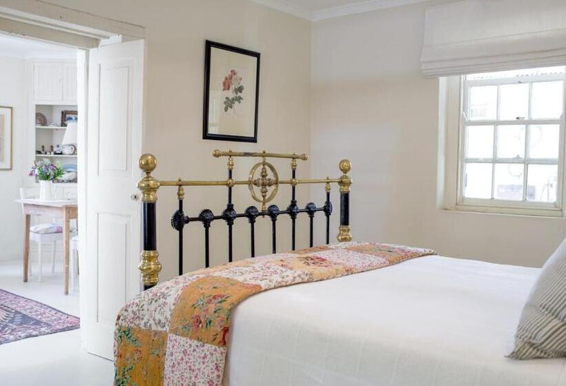 Люкс, Prince Albert Country Stay