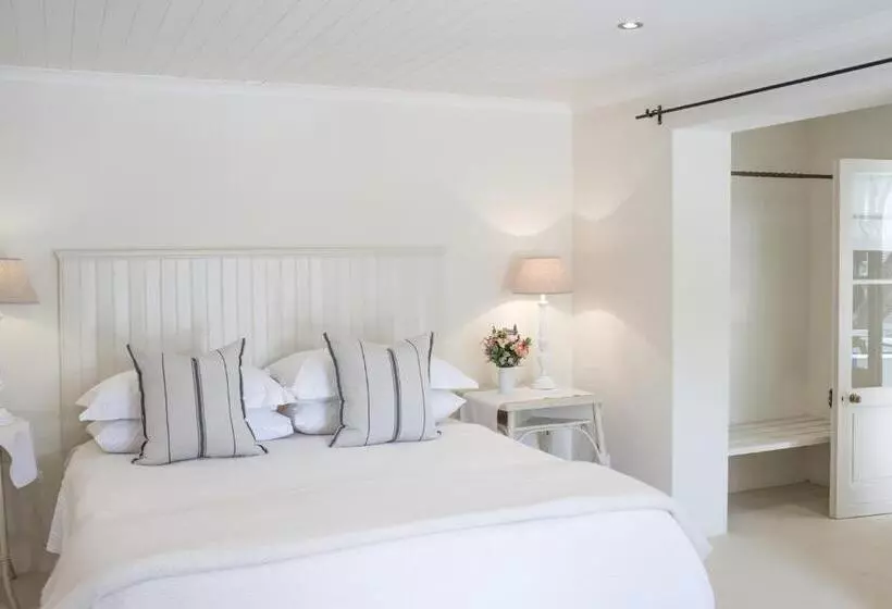 コンフォートルーム, Prince Albert Country Stay