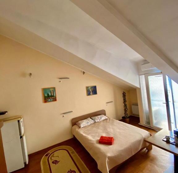 غرفة قياسية حمام مشترك, Esentai Hostel