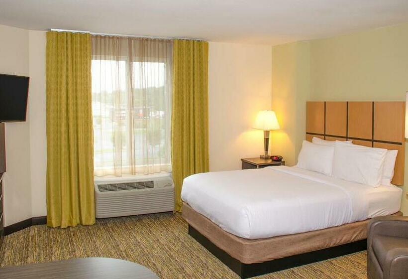 标准工作室, Candlewood Suites York, An Ihg