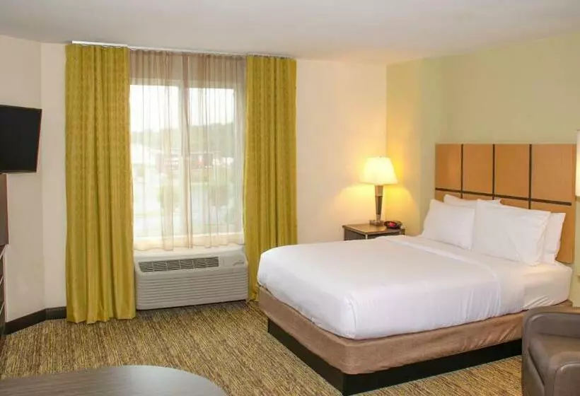 スタンダードスタジオ, Candlewood Suites York, An Ihg