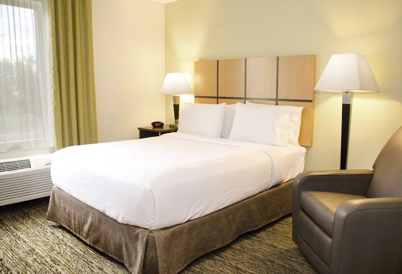 标准工作室, Candlewood Suites York, An Ihg