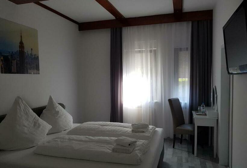 Quarto Estandar, Das Sp