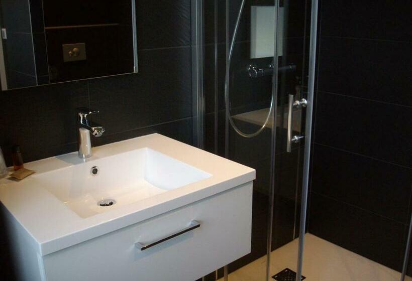 חדר סטנדרט, Hôtel Le Saint Martin