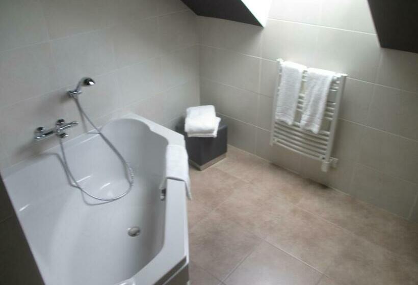 סוויטה, Hôtel Le Saint Martin