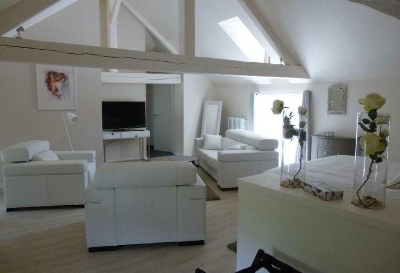 סוויטה, Hôtel Le Saint Martin