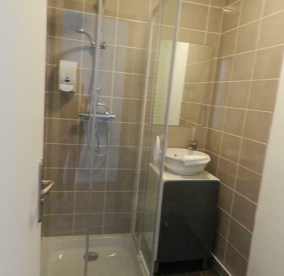 スタンダードルーム, Le C Gourmand