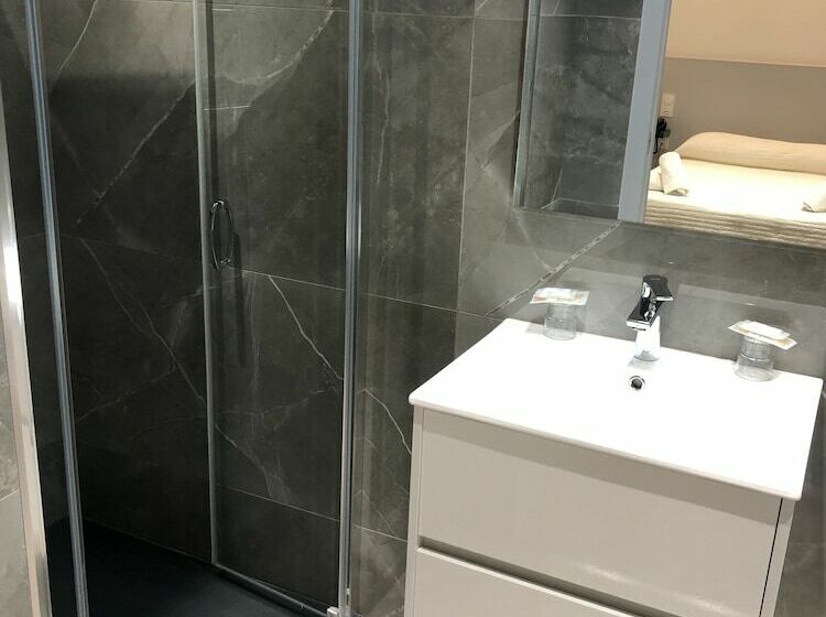 スタンダードルーム, Le Dauphin