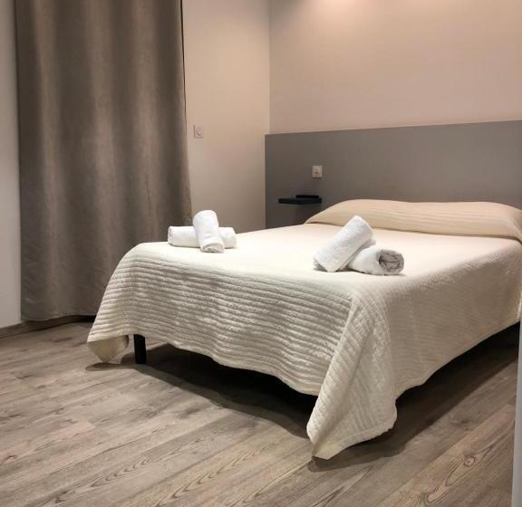 オーシャンビュースタンダードルーム, Le Dauphin