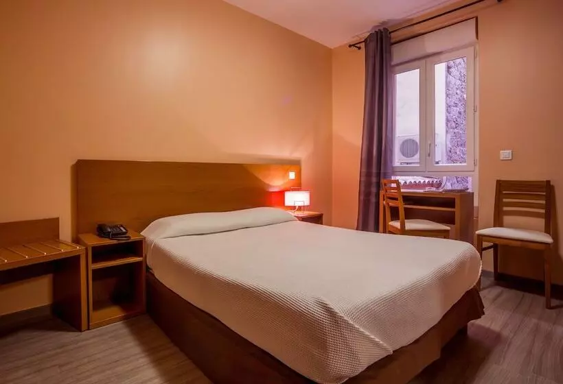 Standard Room, Le Dauphin