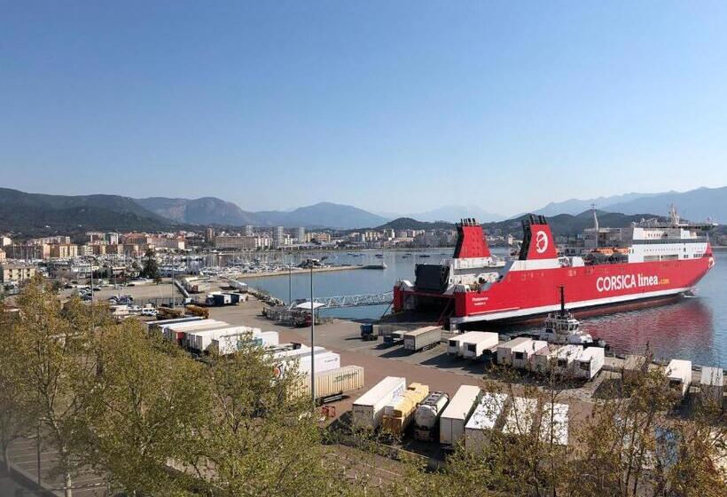 エクゼクティブスイート, Le Dauphin