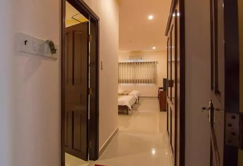 اتاق سوپریور, Nhat Ha