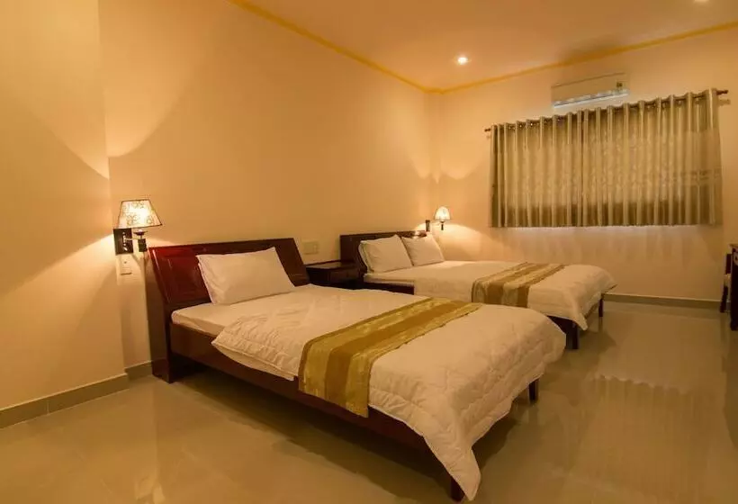 اتاق استاندارد, Nhat Ha