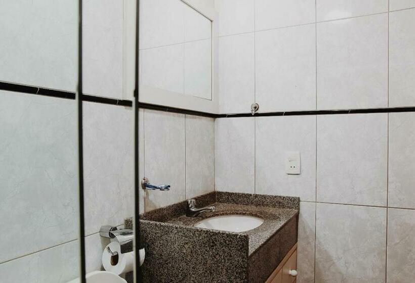 Quarto Estandar, Pousada Lua Cheia