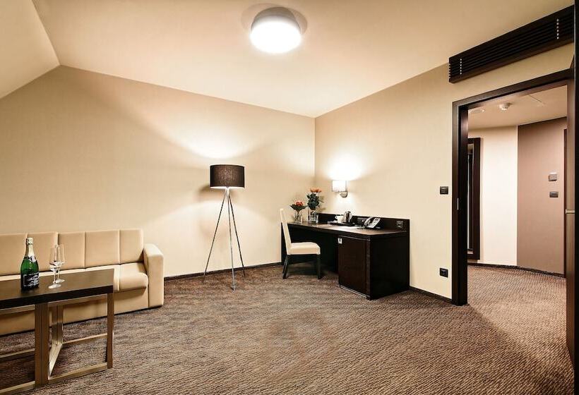 סוויטה, Victory