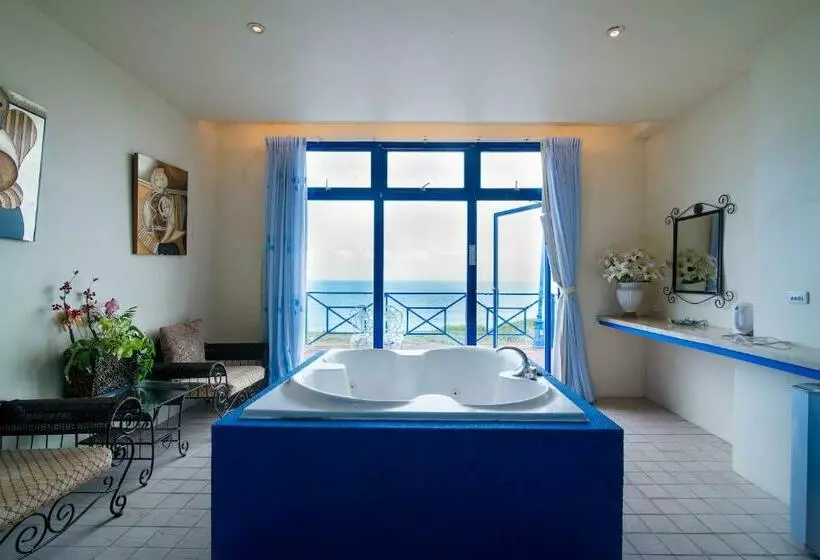 اتاق لوکس با چشم‌انداز دریا, Shengtuolini B&b