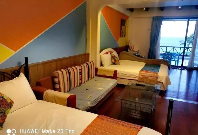 اتاق استاندارد چهارنفره با بالکن, Shengtuolini B&b