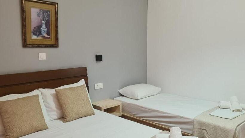 带2个卧室带海景的公寓, Apart Hotel Llazari