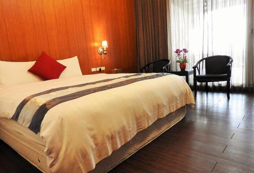 اتاق لوکس با بالکن و چشم‌انداز دریا, Hai Yuansu 178