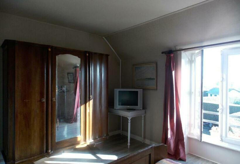 スタンダードルーム, Ker Francozen Renaudière