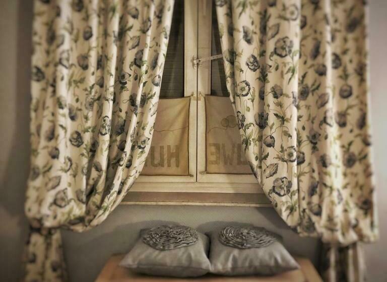 اتاق لوکس, La Maison Bleue De Roubaix