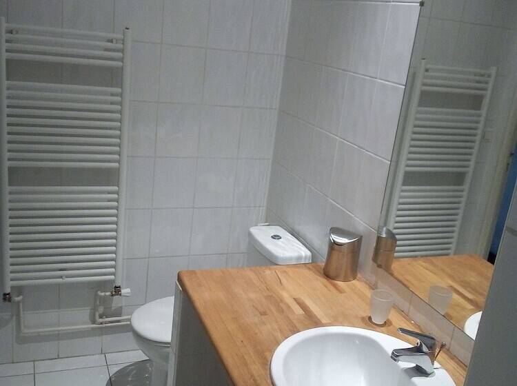 غرفة ديلوكس, La Maison Bleue De Roubaix