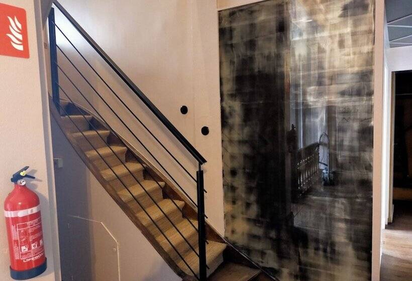 إستوديو ديلوكس, La Maison Bleue De Roubaix