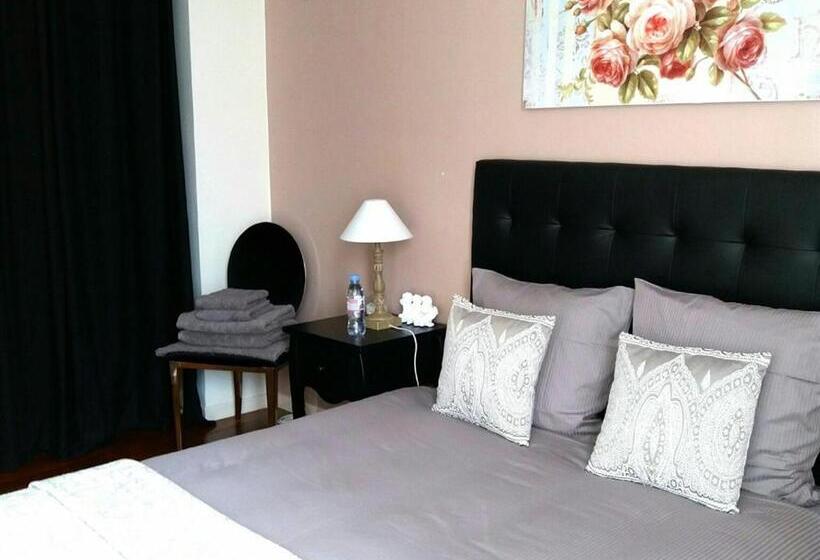 Дом 2 Спальни, La Maison Dans Le Parc