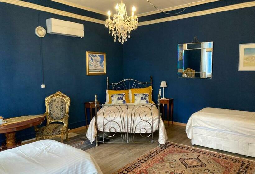 غرفة عائلية, La Villa Celine