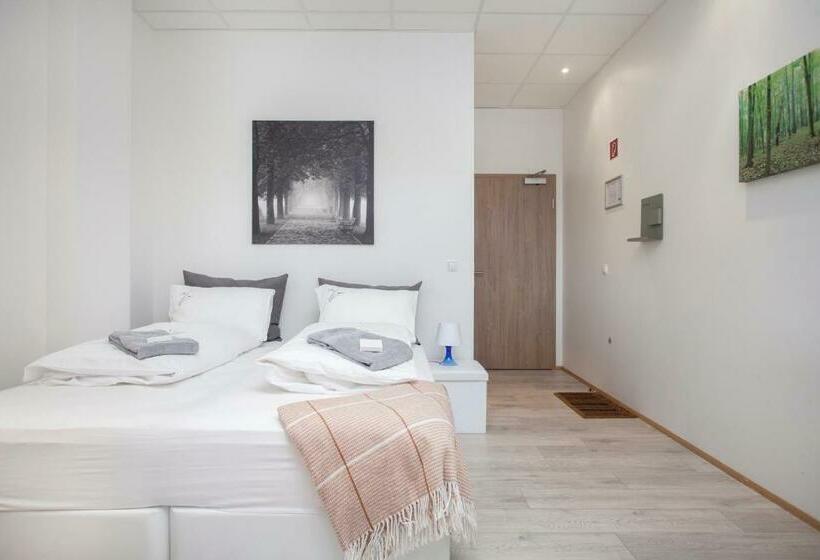 استودیوی لوکس, Blue Mountain Apartments By Heimaleiga