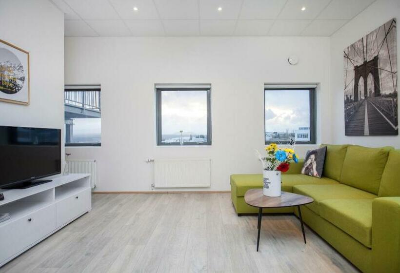 استودیوی لوکس, Blue Mountain Apartments By Heimaleiga