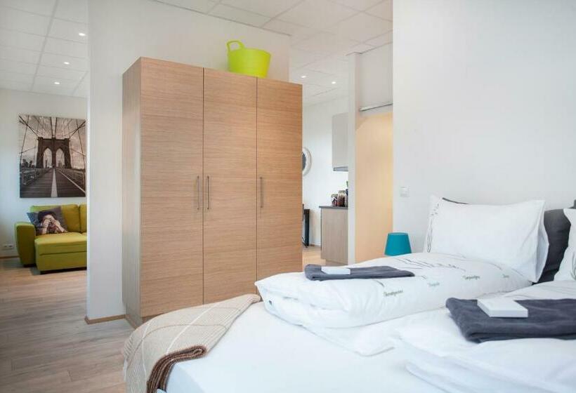 استودیوی لوکس, Blue Mountain Apartments By Heimaleiga