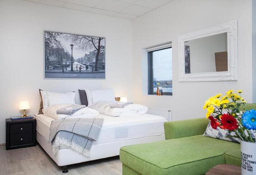 استودیوی لوکس, Blue Mountain Apartments By Heimaleiga