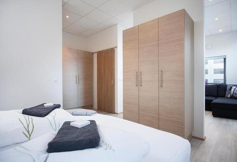 استودیوی لوکس, Blue Mountain Apartments By Heimaleiga