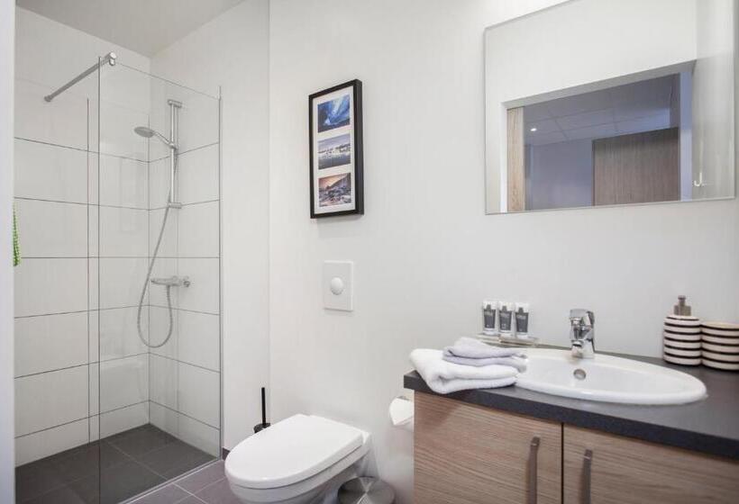 استودیو خانوادگی, Blue Mountain Apartments By Heimaleiga