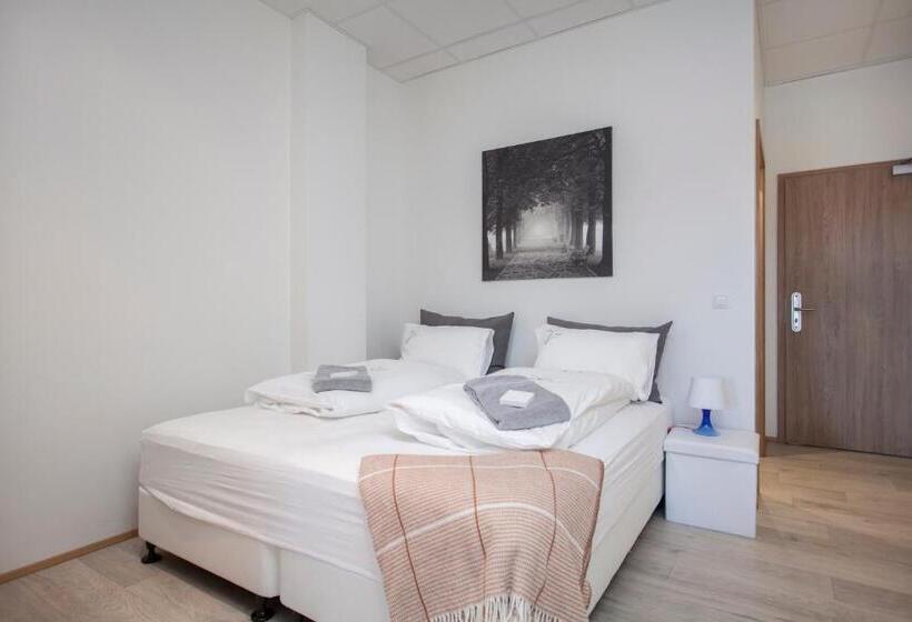 استودیوی استاندارد, Blue Mountain Apartments By Heimaleiga