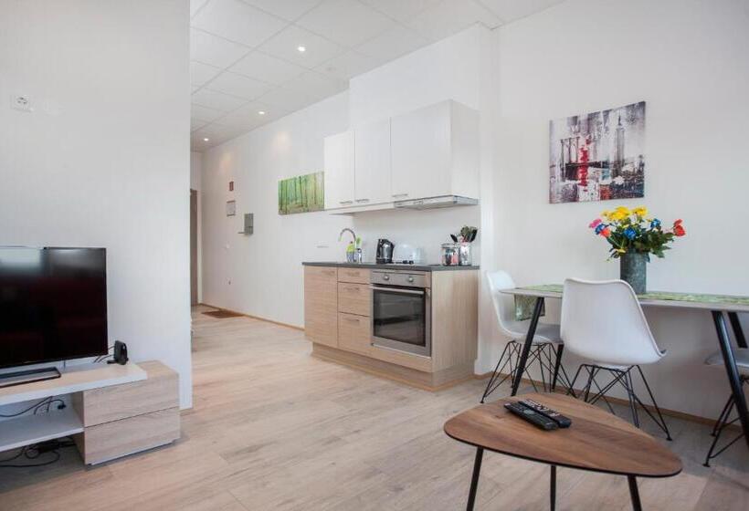 استودیوی استاندارد, Blue Mountain Apartments By Heimaleiga