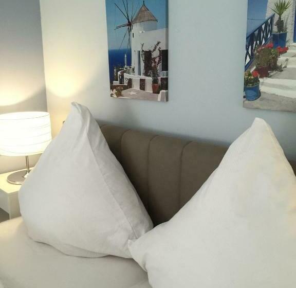 Номер Deluxe, Achilles