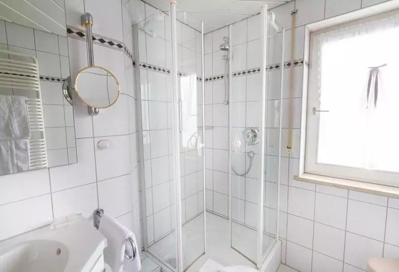 اتاق استاندارد با بالکن, Garni Gerberhof S
