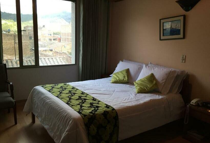 スタンダードルーム, Hisca