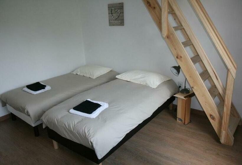 חדר סטנדרט לארבעה, Hôtel Restaurant Du Pêcheur