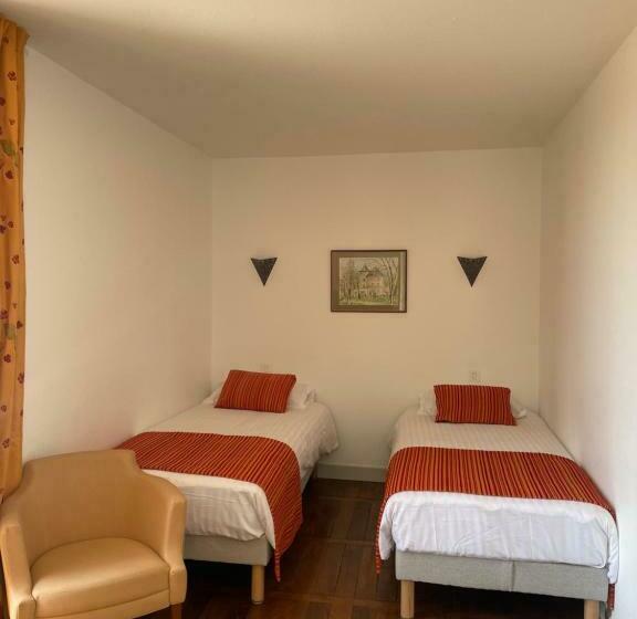 חדר משפחתי דלוקס, La Chatelleraie