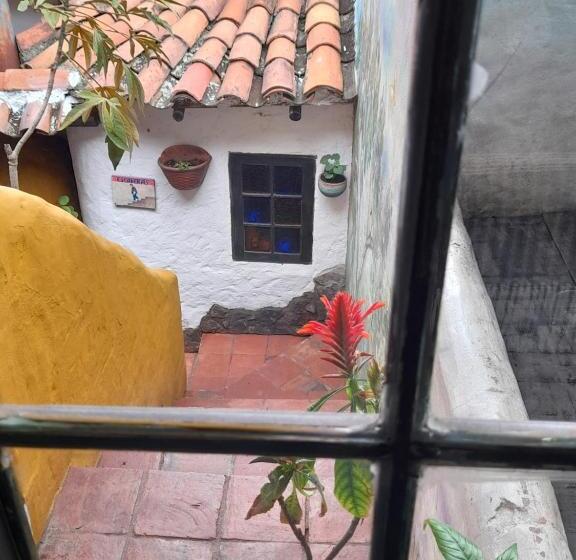 バルコニー付スイート, Boutique La Cueva De La Luna, El Arte Se Hace Descanso