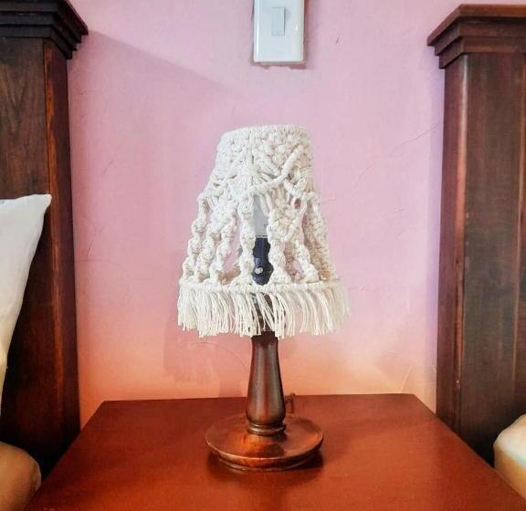 ベーシックトリプルルーム, Boutique La Cueva De La Luna, El Arte Se Hace Descanso