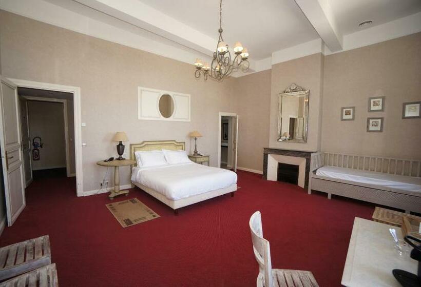 豪华套房, Les Trois Lys