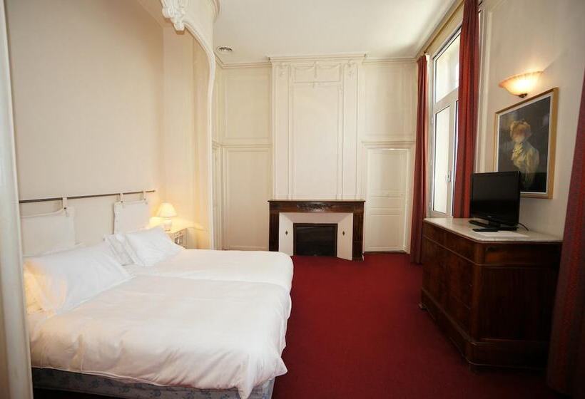 舒适型房间, Les Trois Lys