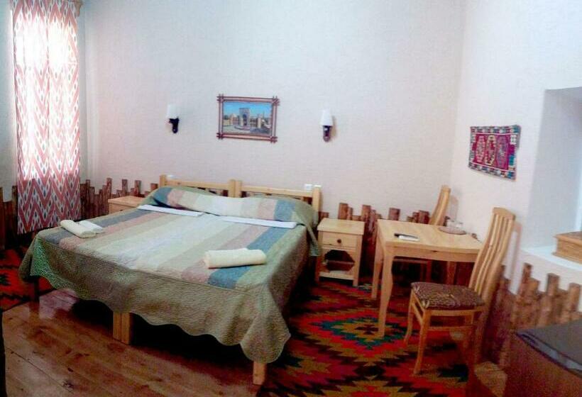 اتاق استاندارد, Qosha Darvoza