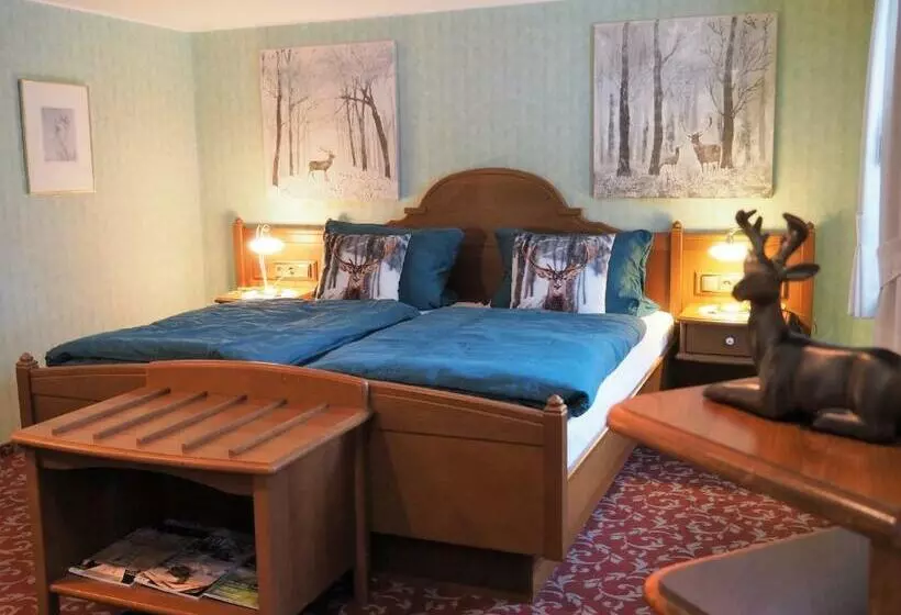 スイート, Schieferhof