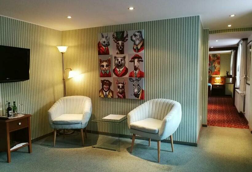 스위트, Schieferhof