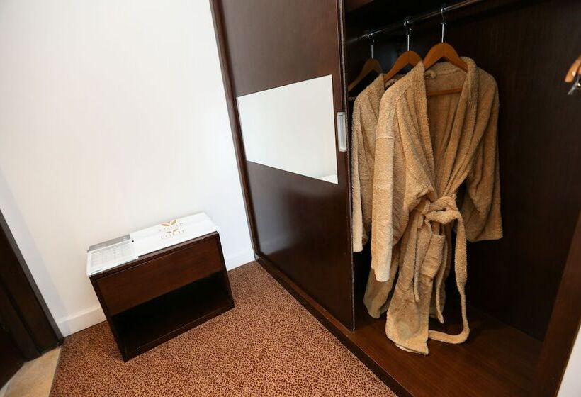 ジュニアスイート, Tolip El Narges